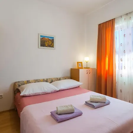 Awesome In With Kitchen Appartement Sevid