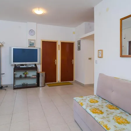 Awesome In With Kitchen Apartmán